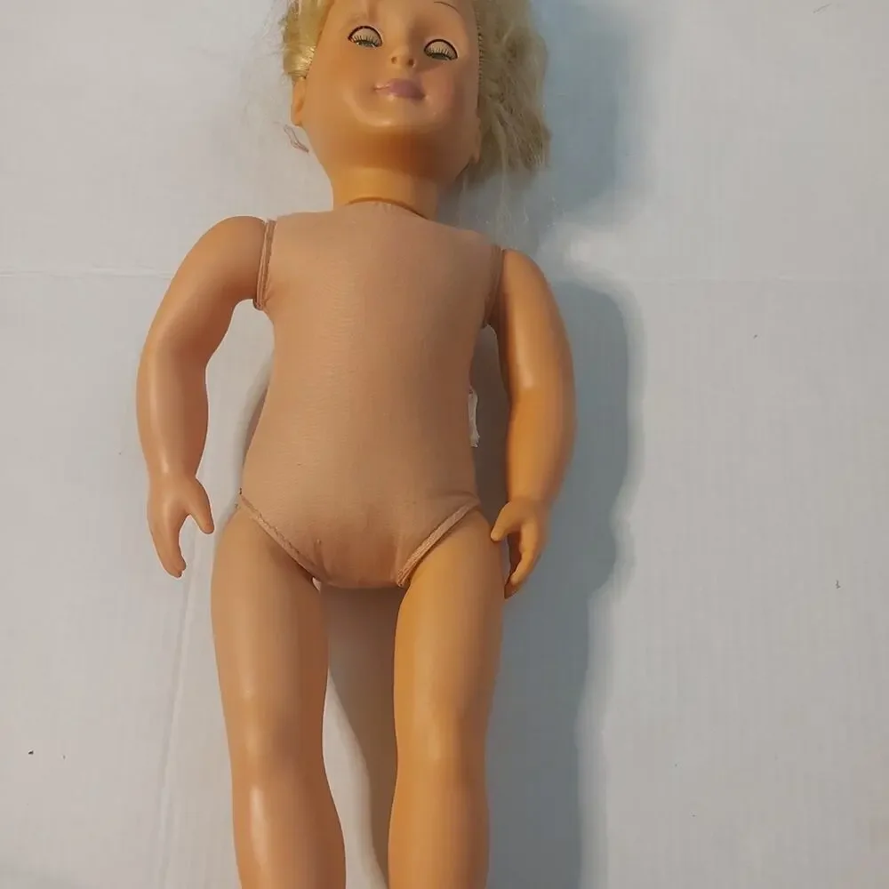 BATTAT Our Generation Blond Hair Green Eye 18